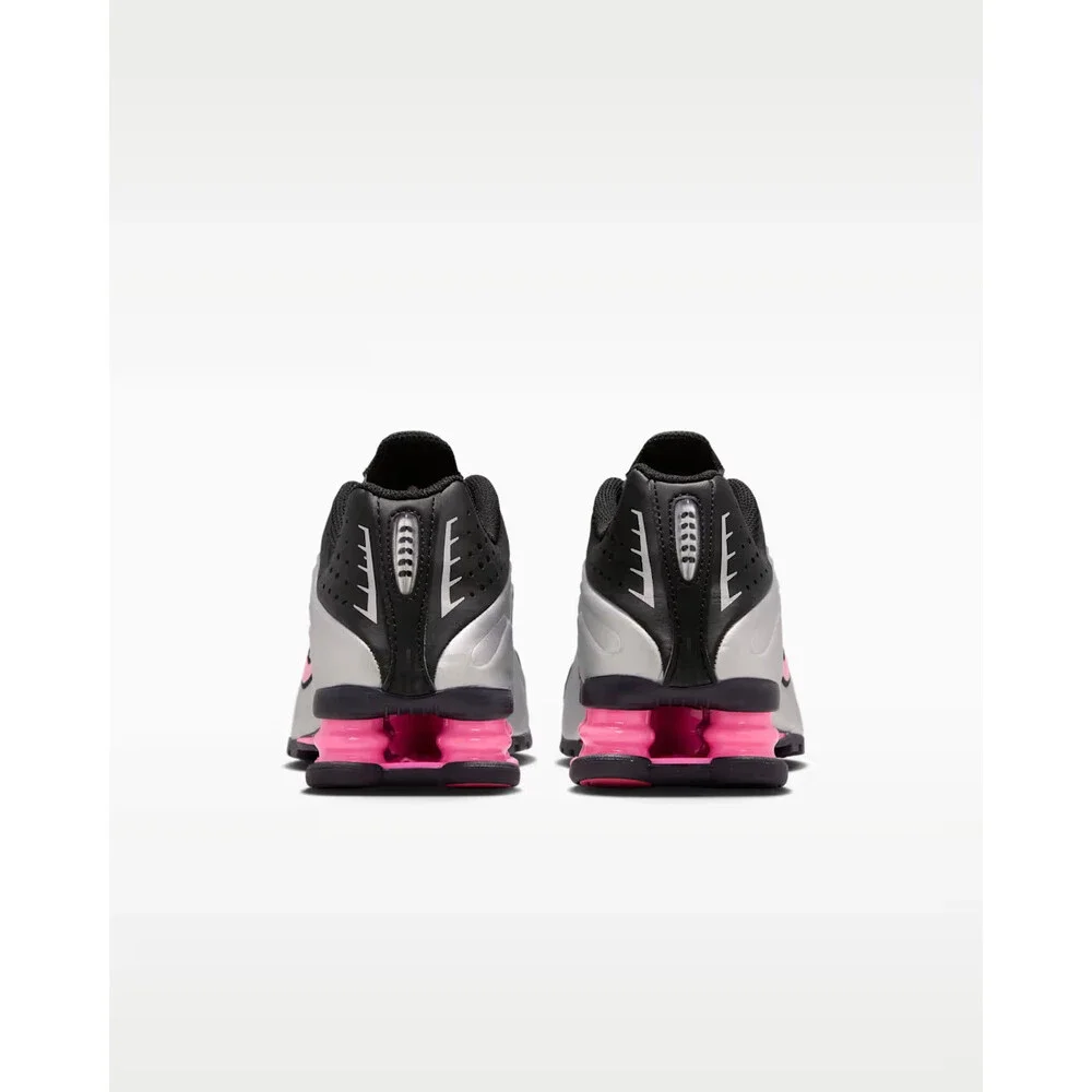 Nike Shox R4 CW2626-006 Sneakers Kids Black Pink Lace Up Lifestyle Shoes LIQ1179